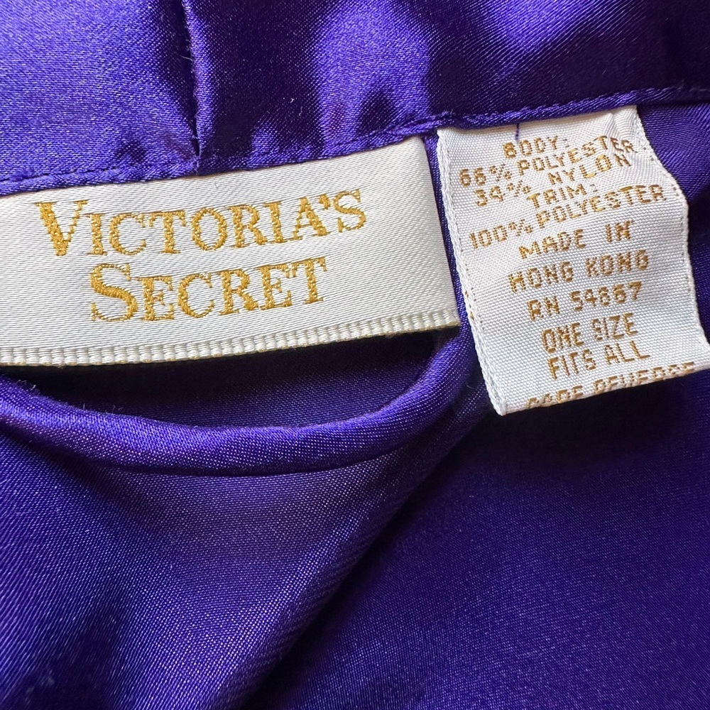 Vintage 2-piece Victoria Secret Lingerie Slip & Robe 🤩 - Picture 13 of 13